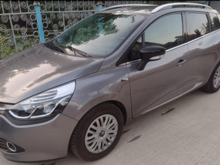 Renault Clio foto 0