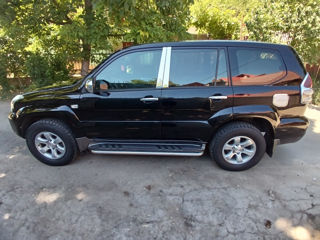 Toyota Land Cruiser Prado foto 10