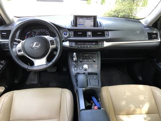 Lexus CT Series foto 2