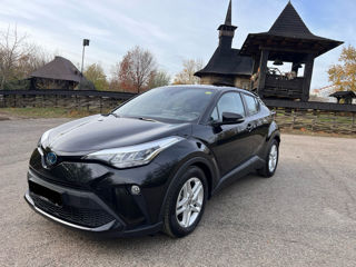 Toyota C-HR foto 2