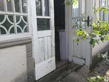 Se vinde casa batraniasca pe 22 sote cu apa, gaz și  drum de petris pana în poarta foto 2