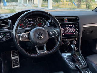 Volkswagen Golf foto 6