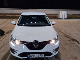 Renault Megane foto 2