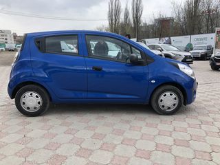 Chevrolet Spark foto 10