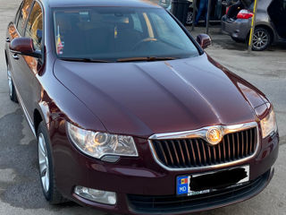 Skoda Superb foto 3