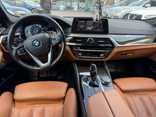 BMW 5 Series foto 8