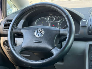 Volkswagen Sharan foto 10