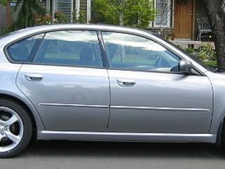 Subaru Legacy foto 3