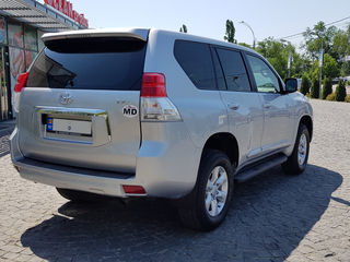 Toyota Land Cruiser Prado foto 3