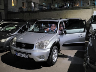 Toyota Rav 4 foto 4