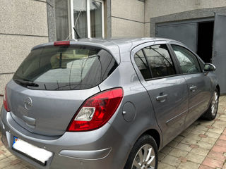 Opel Corsa foto 2