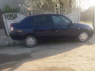 Renault Clio foto 4