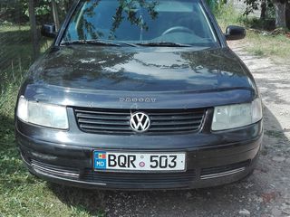 Volkswagen Passat foto 3