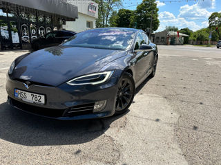 Tesla Model S foto 5