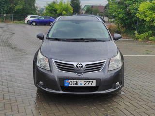 Toyota Avensis foto 5