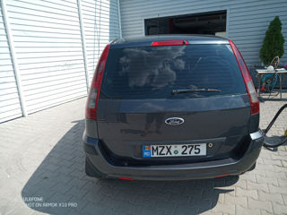 Ford Fusion foto 5