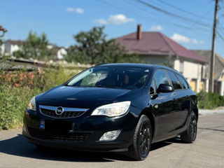 Opel Astra foto 1