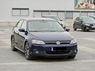 Volkswagen Jetta foto 5