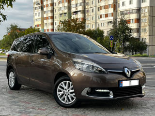 Renault Grand Scenic foto 1