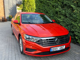 Volkswagen Jetta foto 2