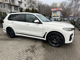 BMW X7 foto 7