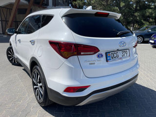 Hyundai Santa FE foto 5