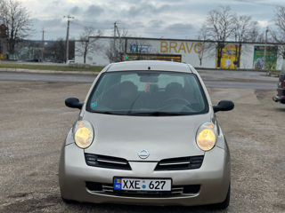 Nissan Micra foto 2