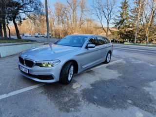 BMW 5 Series foto 10