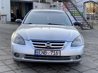 Nissan Altima foto 5