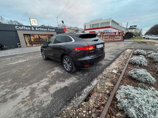 Jaguar F-PACE foto 6