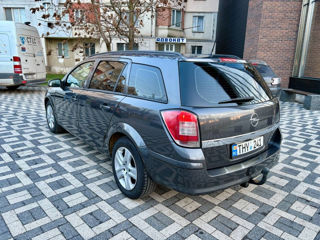 Opel Astra foto 4