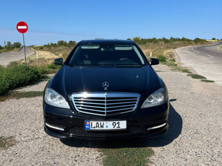 Mercedes S-Class foto 1