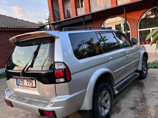 Mitsubishi Pajero Sport foto 6