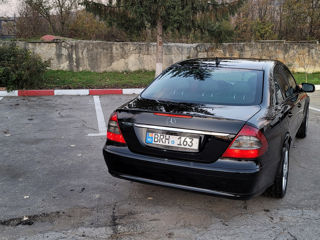 Mercedes E-Class foto 4