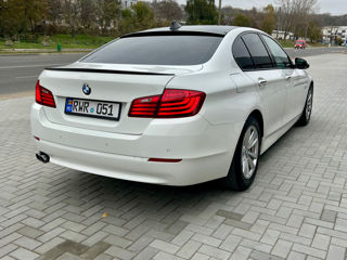 BMW 5 Series foto 3