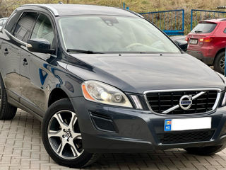 Volvo XC60 foto 2