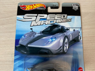 Hot Wheels Premium noi sigilate foto 10