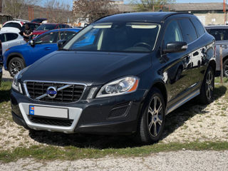 Volvo XC60 foto 1