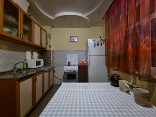 Apartament cu 2 camere, 65 m², Centru, Chișinău foto 3