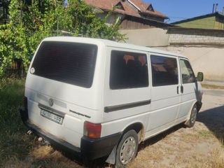 Volkswagen Transporter foto 4