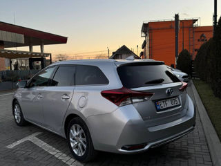 Toyota Auris foto 4