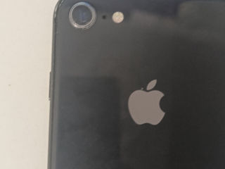 Vând iPhone 8 crapat pe bypass foto 7