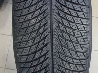 Шины зимние 285/40R23 foto 2