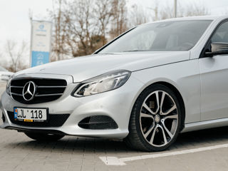 Mercedes E-Class foto 2