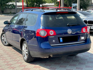 Volkswagen Passat foto 4