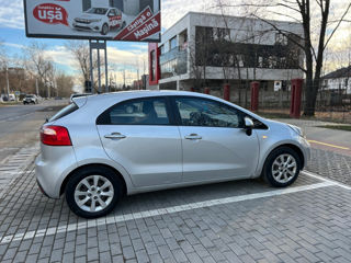 KIA Rio foto 5