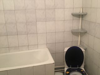 Casa cu 3 odai, centru,str. Bucuresti-  290 euro foto 4