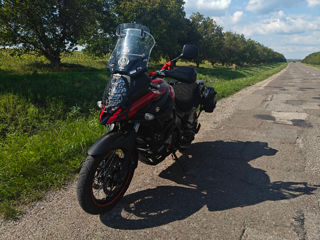 Suzuki V-Strom 650 XT foto 10