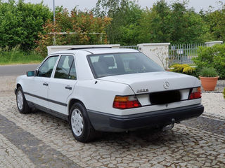 Mercedes Series (W124) foto 5