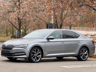 Skoda Superb foto 9